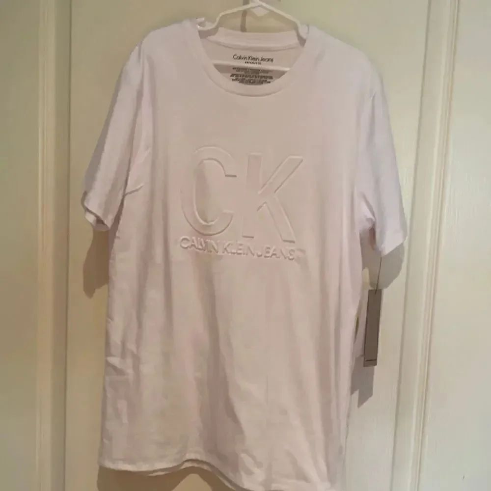 New with tags M